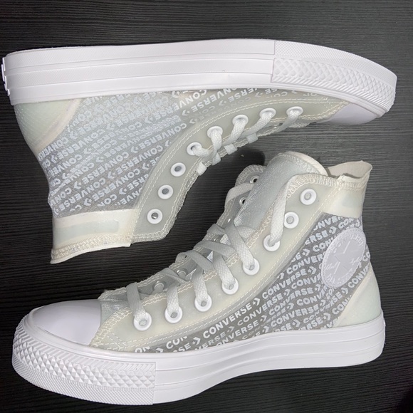 Converse Chuck Taylor Translucent